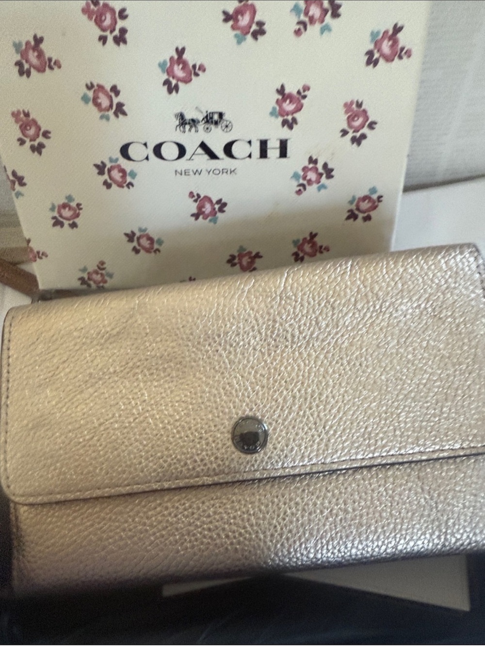 Coach Metallic Leather Triple Small Wristlet - Picture 10 of 12